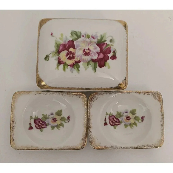 Vintage Shafford Japanese hand painted porcelain trinket box with 2 trays - Picture 5 of 8